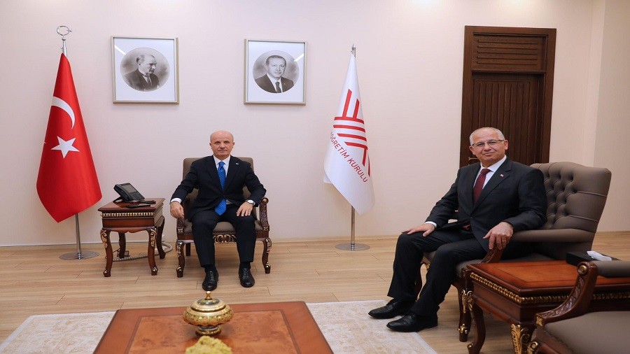 ÜNİVERSİTE OKUMA SÜRESİ 3 YILA MI İNİYOR?