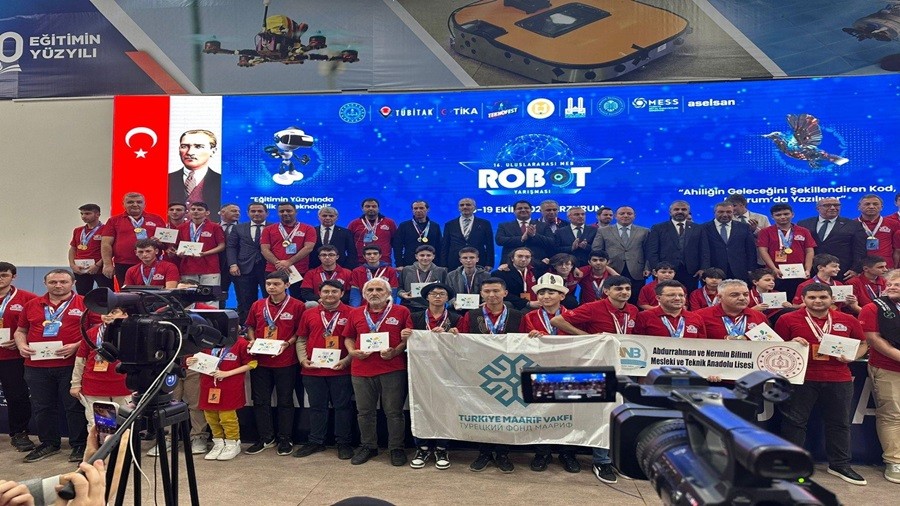 Robot Yarmas'nda Eskiehir'e ki Dnya Birincilii