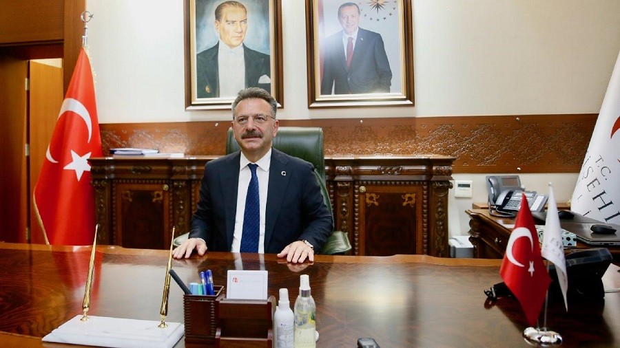VAL AKSOY'DAN 8 MART KUTLAMA MESAJI