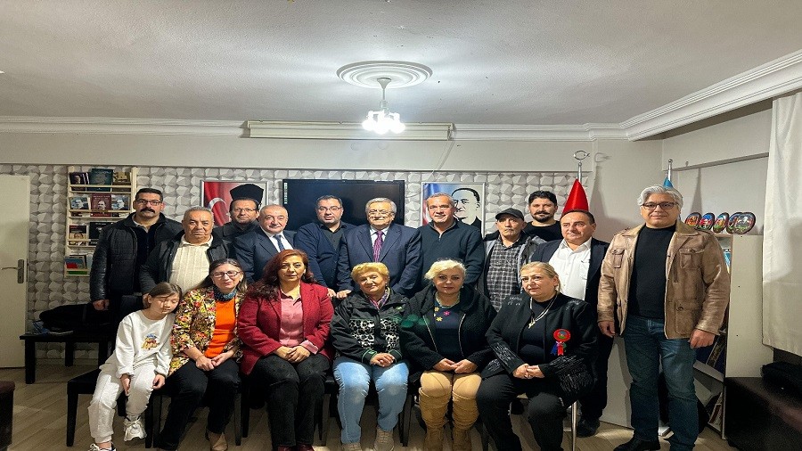 AHMET URFALIDAN EMRDA KARABA TRKMENLERݒ KONFERANSI