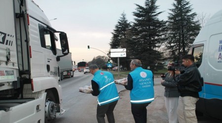 Eskiehir l Mftl'nden Yolculara ftar kram