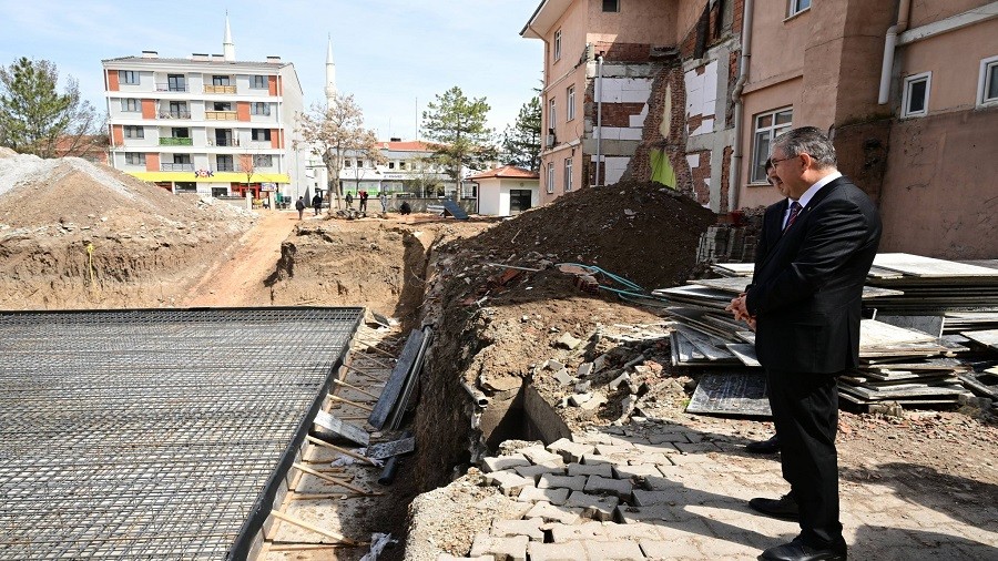 Alpu�ya Yeni Kaymakaml�k Binas� Y�kseliyor: Hizmet Kalitesi Artacak