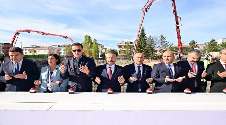 ESKEHR'L  ADAMI HUZUR EV YAPTIRIYOR