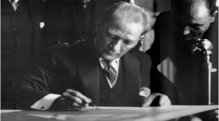 ATATRK'N HAZIRLATTII HUTBELERDEN