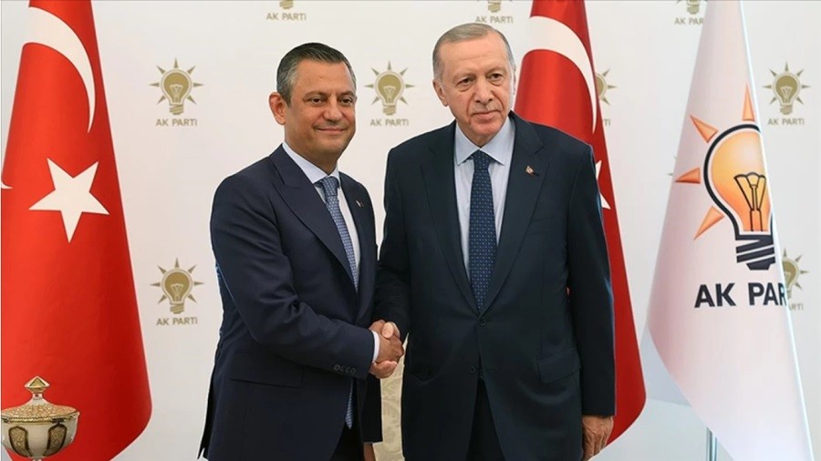 Özel'e 1 Milyonluk Tazminat Davası Açtı