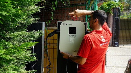 Hatal Kurulan Elektrikli Ara arj stasyonlar, Yap Gvenliini Tehdit Ediyor