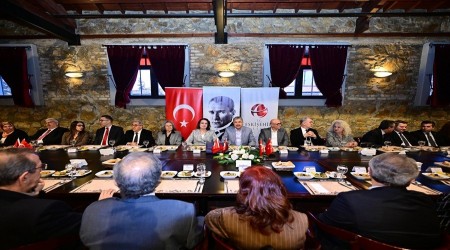 VAL� YILMAZ ESK��EH�R'DEK� M�LK� AM�RLERE  �FTAR VERD�