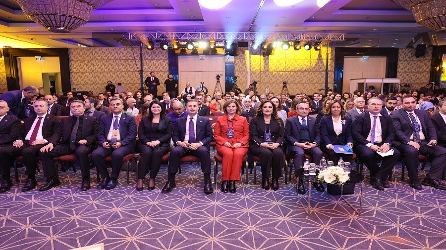 “DİJİTAL GENÇLİK MERKEZİ” DÜZENLENEN TÖRENLE AÇILDI