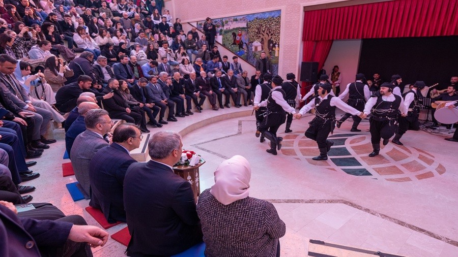 ESKEHR'DE NEVRUZ COKUYLA KUTLANDI