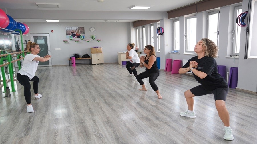 KADINLAR N TABATA KURSLARI SRYOR