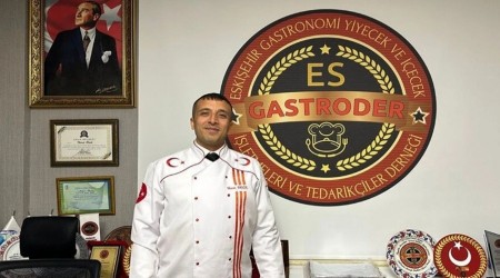 YEN� BA�KAN MURAT ARN�K SE��LD�