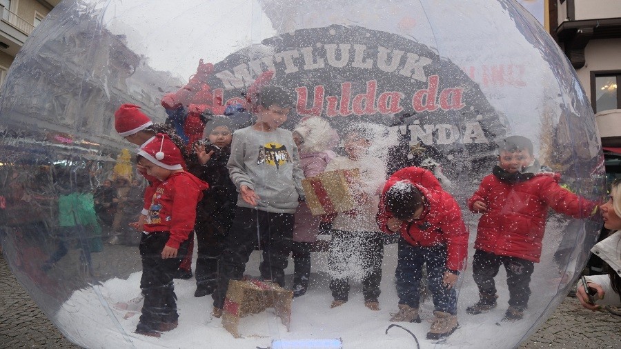 Yeni Y�l Pazar� Per�embe G�n� Ba�l�yor