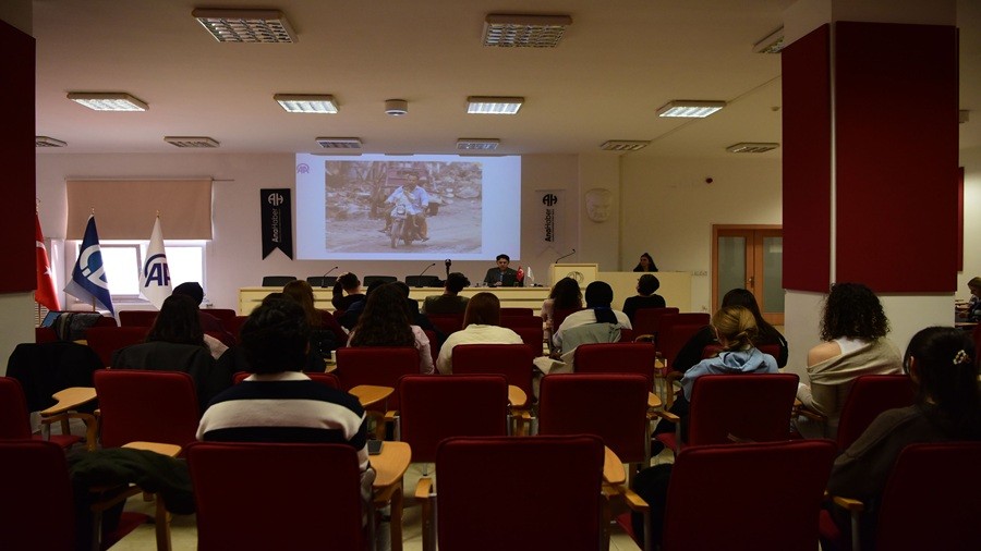 ESK��EH�R'DE HABER AKADEM�S� E��T�M� SONA ERD�