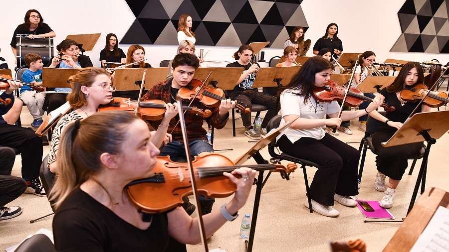 MUHTEŞEM ÇOCUKLARDAN KONSERE DAVET