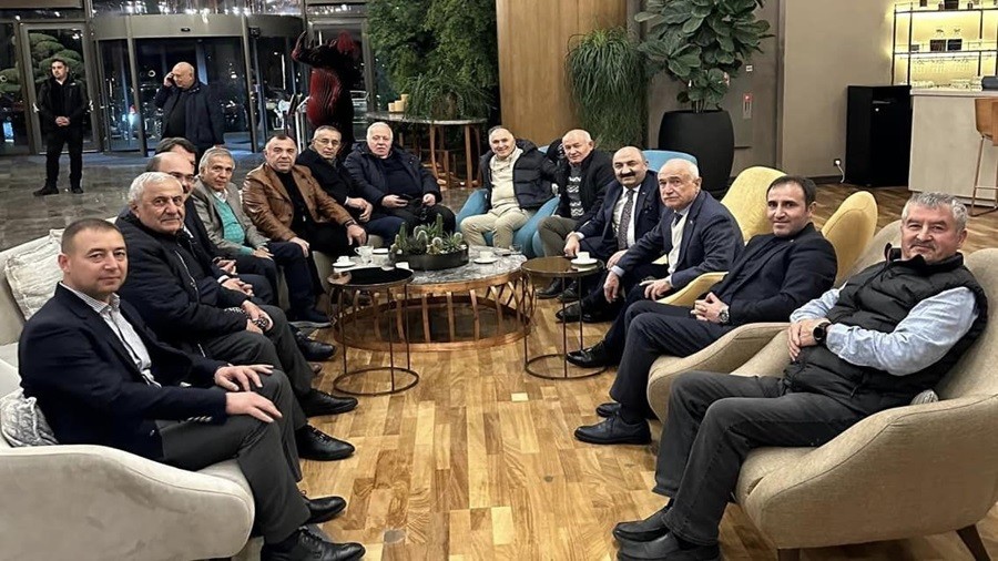ESKEHR'DE YT AK ALIANLARINA FTAR VERD