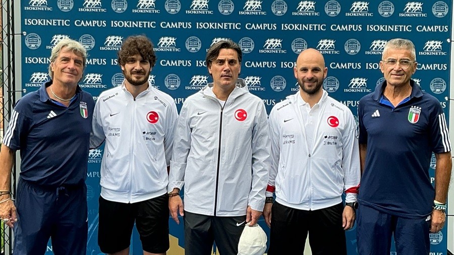 MONTELLA İTALYA'DA DERS VERDİ