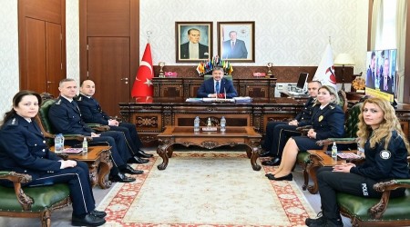 POL�S HAFTASI ESK��EH�R'DE KUTLANIYOR