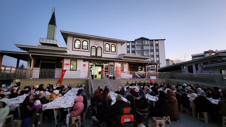 Eskişehir’de Engelsiz Cami ve Gençlik Hizmetleri Ziyaret Edildi