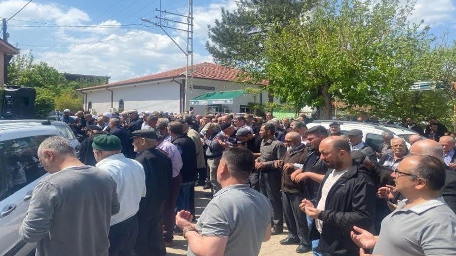 Laçin Mahallesi’nde Bereket Duaları Semaya Yükseldi