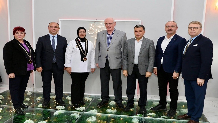 Eskişehir Dünya Gastronomi Aşçılar Pastacılar Derneği açıldı