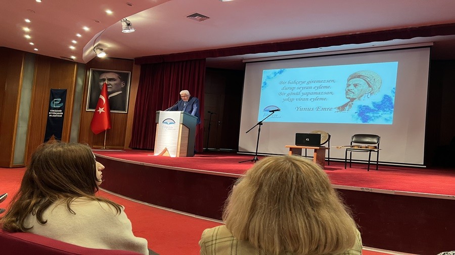 Kprba Edebiyat Dergisinden Yunus Emreye Vefa Dolu Anma Program
