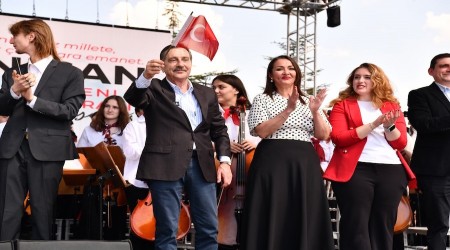 BA�KAN ATA�: �T�RK�YE�Y� MUSTAFA KEMAL ATAT�RK  Y�NET�YOR�