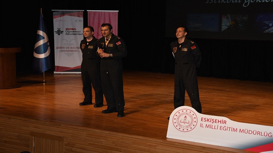 SOLOTÜRK Eskişehir’de Gönülleri Fethetti