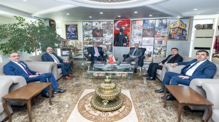 VALİ AKSOY BAŞKAN BİRSEN'İ ZİYARET ETTİ