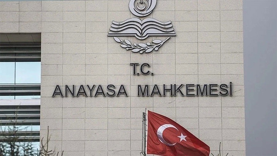 ANAYASA MAHMKEMES'NDEN NEML KARAR