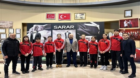 Sararspor Sporcular� Alanya Yolcusu