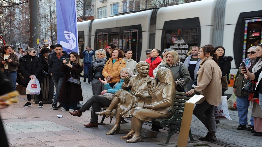 �ESK��EH�R 2026 YILI� ETK�NL�KLER� KENTTE  BAHAR CO�KUSU YA�ATTI