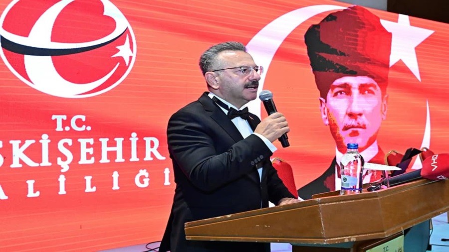 ESKEHR'DE CUMHURYET RESEPSYONU DZENLEND