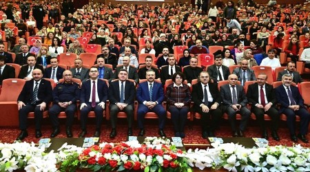 ESK��EH�R'DE K�M VAR? PROGRAMI D�ZENLEND�