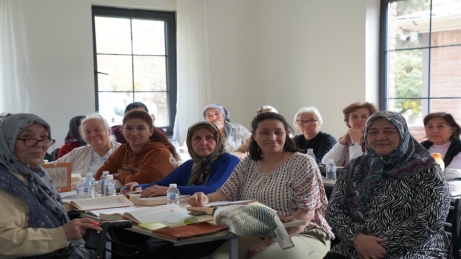 TEPEBA�I�NDA KADINLARA �OK Y�NL� DESTEK