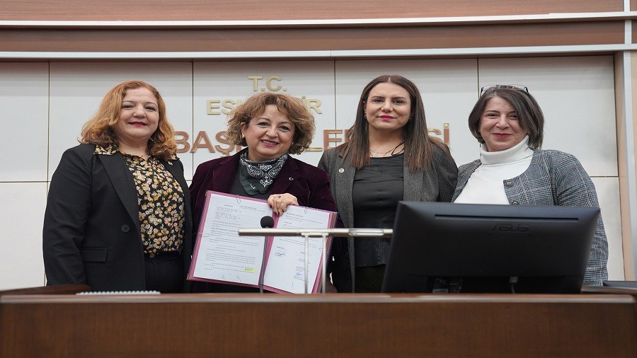 TEPEBA�I'NDA SOSYAL DENGE �MZALANDI