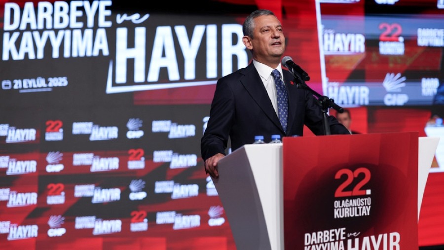 CHP KURULTAYINDA ZGR ZEL GVEN TAZELED