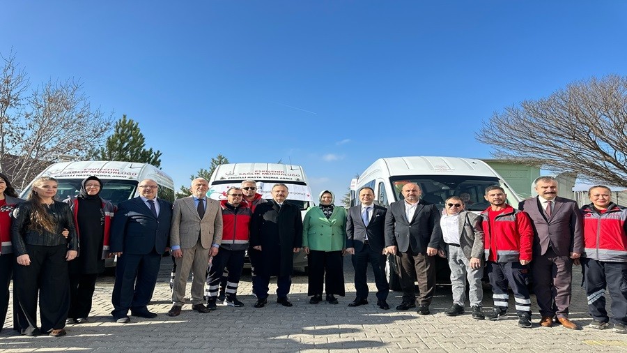 Sağlık Müdürlüğüne Özel Donanımlı Engelli Arac Teslim Edildi
