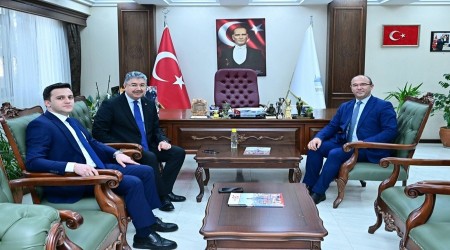 Vali Dr.Erdin� Y�lmaz�dan Seyitgazi�ye Ziyaret