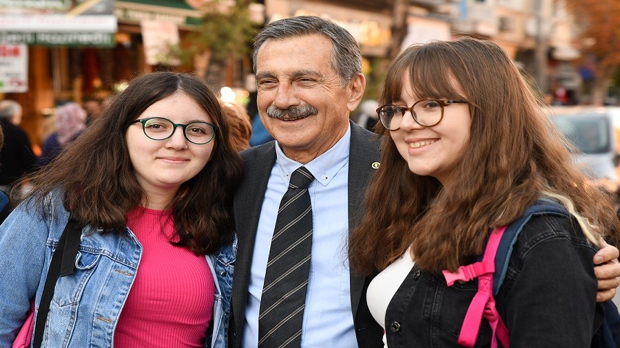 ATA YEN NVERSTEL GENLERE SESLEND