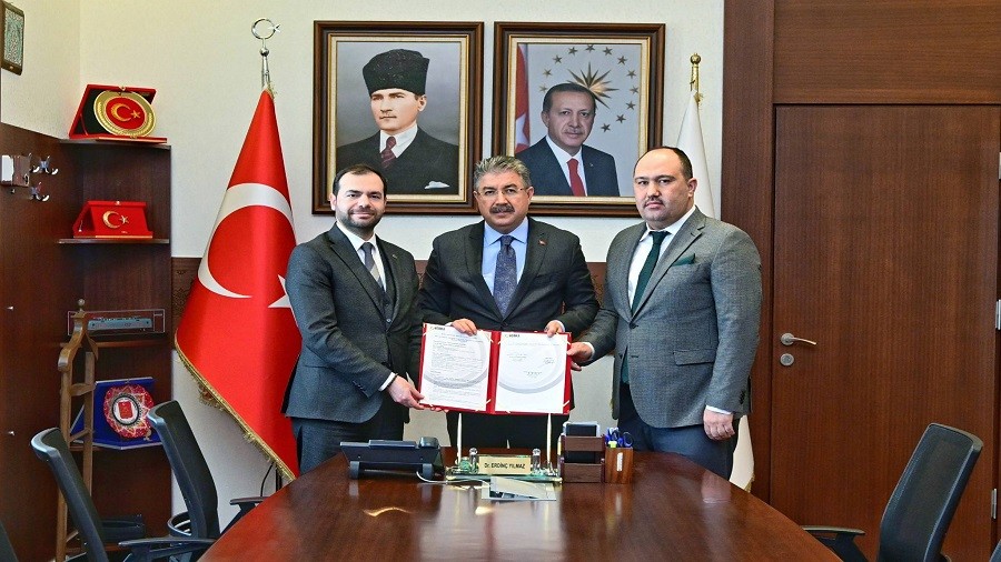 Engelsiz Akademi Ailelerle B�y�yor Projesi imzaland�