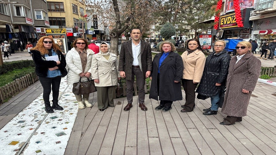 BA�KAN �LCE: "ANAHTAR PART� OLARAK KADINLARIMIZI BA�TACI ED�YORUZ"