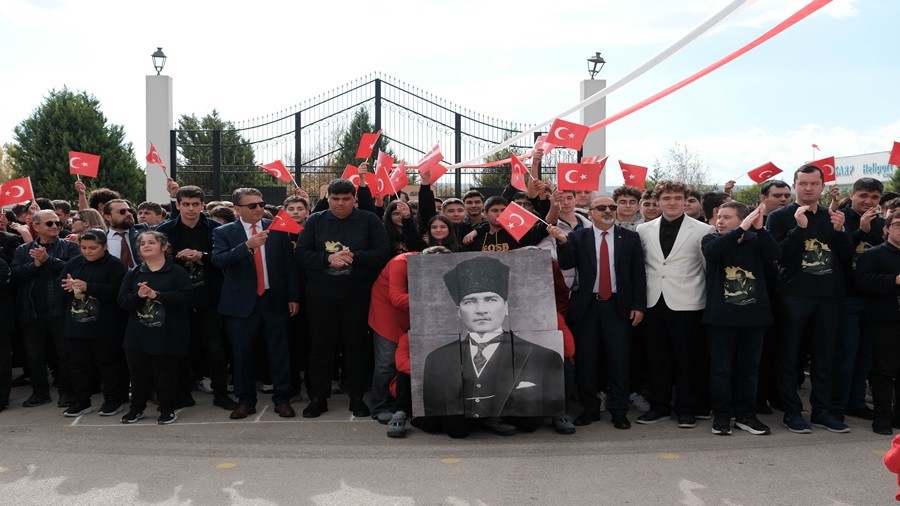 ESKEHR OSBDE CUMHURYETN 102. YILI COKUYLA KUTLANDI