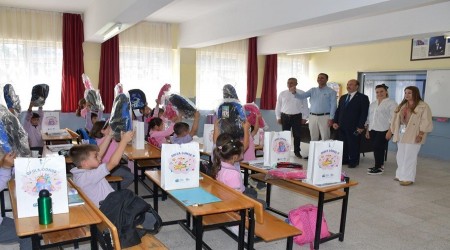 KIRSALDA BULUNAN OKULLARA KIRTASYE DESTE VERLD