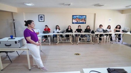 GEN�LERE KADIN SA�LI�I SEM�NER D�ZENLEND�